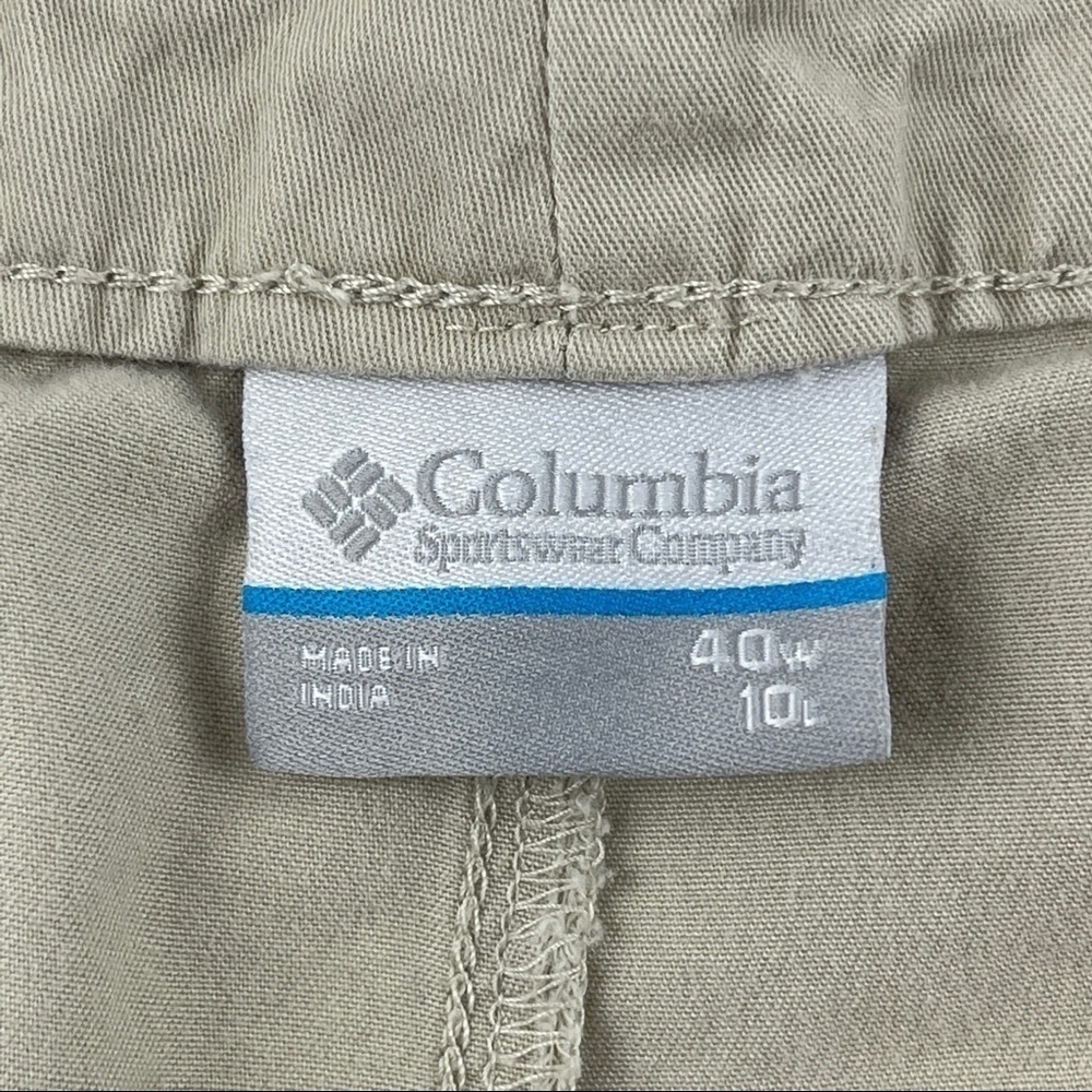 Columbia Cargo Shorts Mens 40 Khaki Pockets - Picture 2 of 9